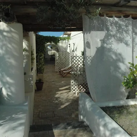 La Salina Borgo Di Mare 4* Lingua
